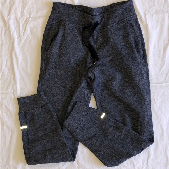 lululemon athletica Pants - Lululemon Sweatpants EUC Heathered Blue 6 WOW